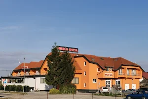 Nimród Hotel – Étterem image