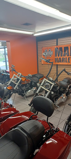 Harley-Davidson Dealer «Mancuso Harley-Davidson Central», reviews and photos, 535 N Loop W Fwy, Houston, TX 77018, USA