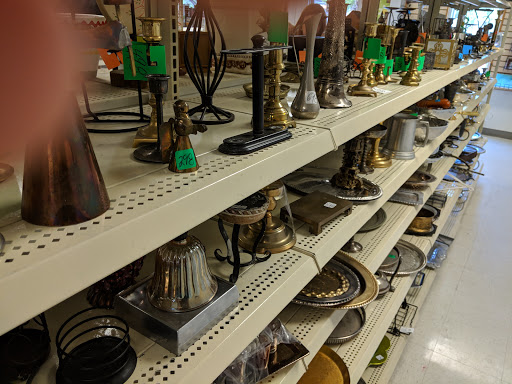 Thrift Store «Texas Thrift Store», reviews and photos, 200 Ash Ave, McAllen, TX 78501, USA