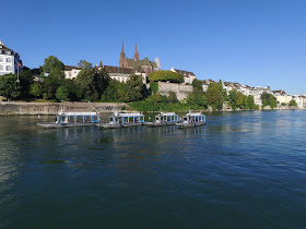 Rhytaxi Ihr Wassertaxi in Basel auf dem Rhein