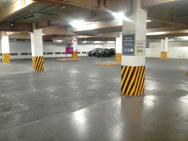 Opiniones de Estacionamiento Falabella en Curicó - Aparcamiento