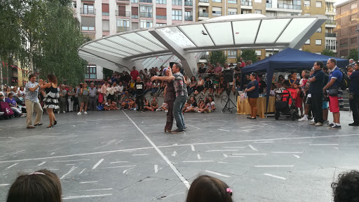 Imagen del negocio BAILE DE SALÓN DANCE GM en Erandio, Biscay
