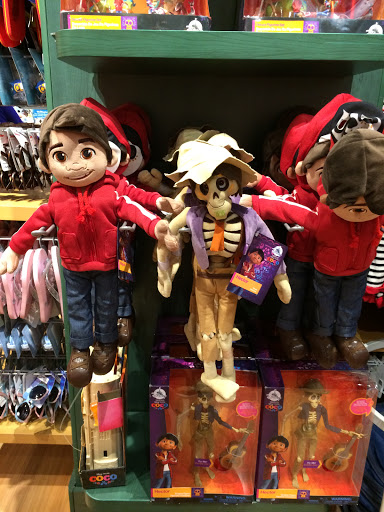 Toy Store «Disney Store», reviews and photos, 4818 River City Dr, Jacksonville, FL 32246, USA