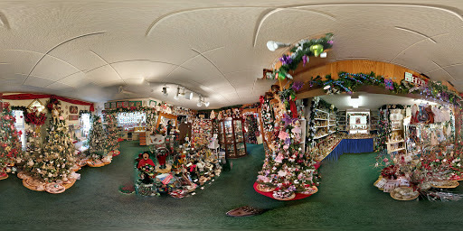 Gift Shop «Beach Basket Gift, Clothing & Christmas Shop», reviews and photos, 4102 Harborview Dr, Gig Harbor, WA 98332, USA