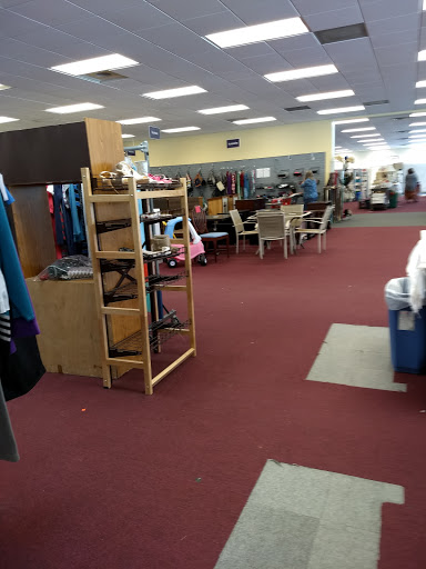 Thrift Store «Salvation Army», reviews and photos