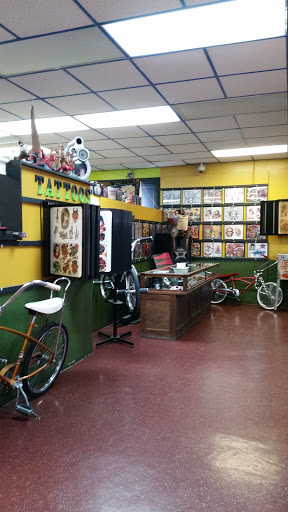 Tattoo Shop «Jinx Proof Tattoo Emporium», reviews and photos, 735 W Walnut St, Johnson City, TN 37604, USA