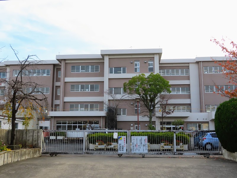 流山市立南流山中学校