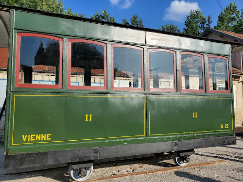 Gare de Latillé à Latillé