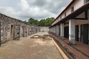 Côn Đảo Prison image