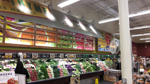 Grocery Store «Fresh Thyme Farmers Market- Town & Country», reviews and photos, 13957 Manchester Rd, Ballwin, MO 63011, USA