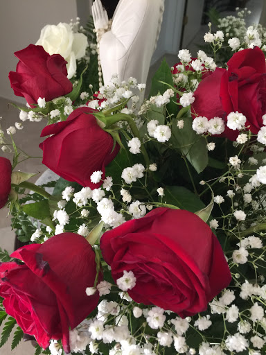 Florist «Lakeside Florist», reviews and photos, 13507 W Camino Del Sol, Sun City West, AZ 85375, USA