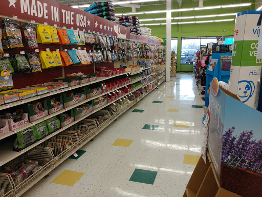Pet Supply Store «Pet Supplies Plus», reviews and photos, 2424 W State St, Alliance, OH 44601, USA