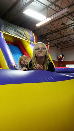 Amusement Center «Kangaroo Palace», reviews and photos, 3524 Green St, Norton Shores, MI 49444, USA