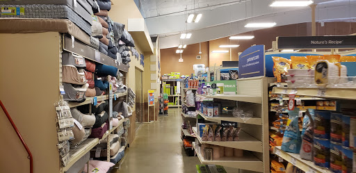 Pet Supply Store «PetSmart», reviews and photos, 8204 Leesburg Pike, Vienna, VA 22182, USA