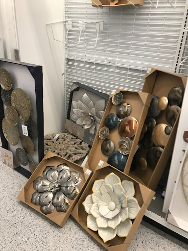 Clothing Store «Ross Dress for Less», reviews and photos, 18520 33rd Ave W, Lynnwood, WA 98037, USA