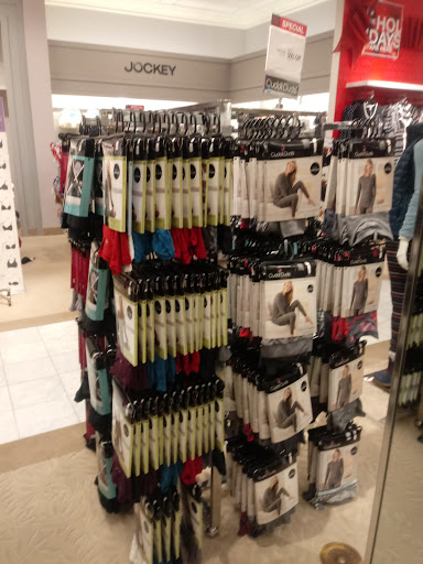 Shopping Mall «Summit Mall», reviews and photos, 3265 W Market St, Fairlawn, OH 44333, USA