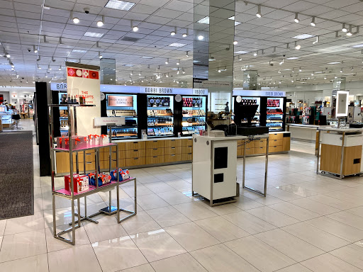 Department Store «Nordstrom Westfarms», reviews and photos, 600 W Farms Mall, Farmington, CT 06032, USA