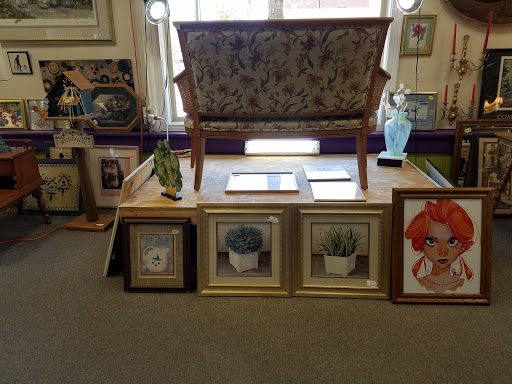 Consignment Shop «buy-it-all estate Liquidation Consignment», reviews and photos, 33 E Central Ave, Miamisburg, OH 45342, USA