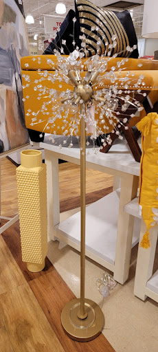 Department Store «HomeGoods», reviews and photos, 162 Everett Ave, Chelsea, MA 02150, USA