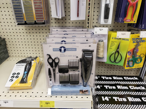 Hardware Store «Harbor Freight Tools», reviews and photos, 668 N. Riverside, Clarksville, TN 37040, USA