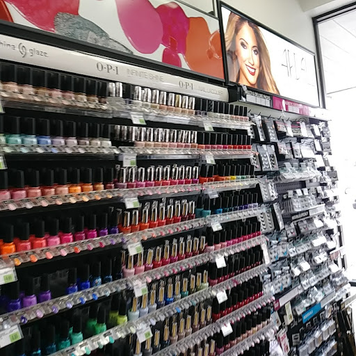 Beauty Supply Store «Sally Beauty», reviews and photos, 2439 W Schaumburg Rd, Schaumburg, IL 60194, USA