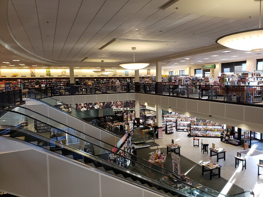 Book Store «Barnes & Noble», reviews and photos, 301 NE Northgate Way, Seattle, WA 98125, USA