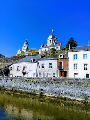 La Mie Câline à Segré-en-Anjou Bleu