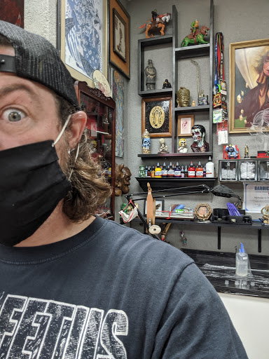 Tattoo Shop «Darkside Tattoo», reviews and photos, 190 Main St, East Haven, CT 06512, USA