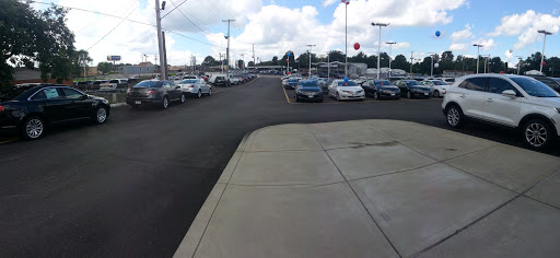 Car Dealer «Jack Schmitt Ford Lincoln», reviews and photos, 1820 Vandalia St, Collinsville, IL 62234, USA