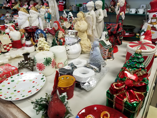 Thrift Store «Outreach Thrift Store», reviews and photos, 1715 S Rutherford Blvd, Murfreesboro, TN 37130, USA