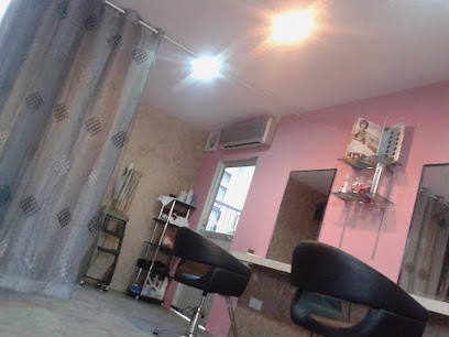 Home Hair Studio