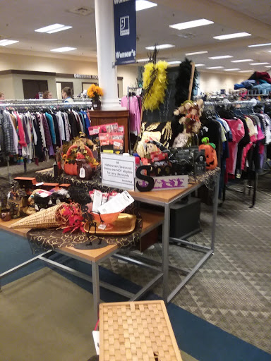 Thrift Store «Goodwill», reviews and photos, 1201 Savoy Plaza Ln, Savoy, IL 61874, USA