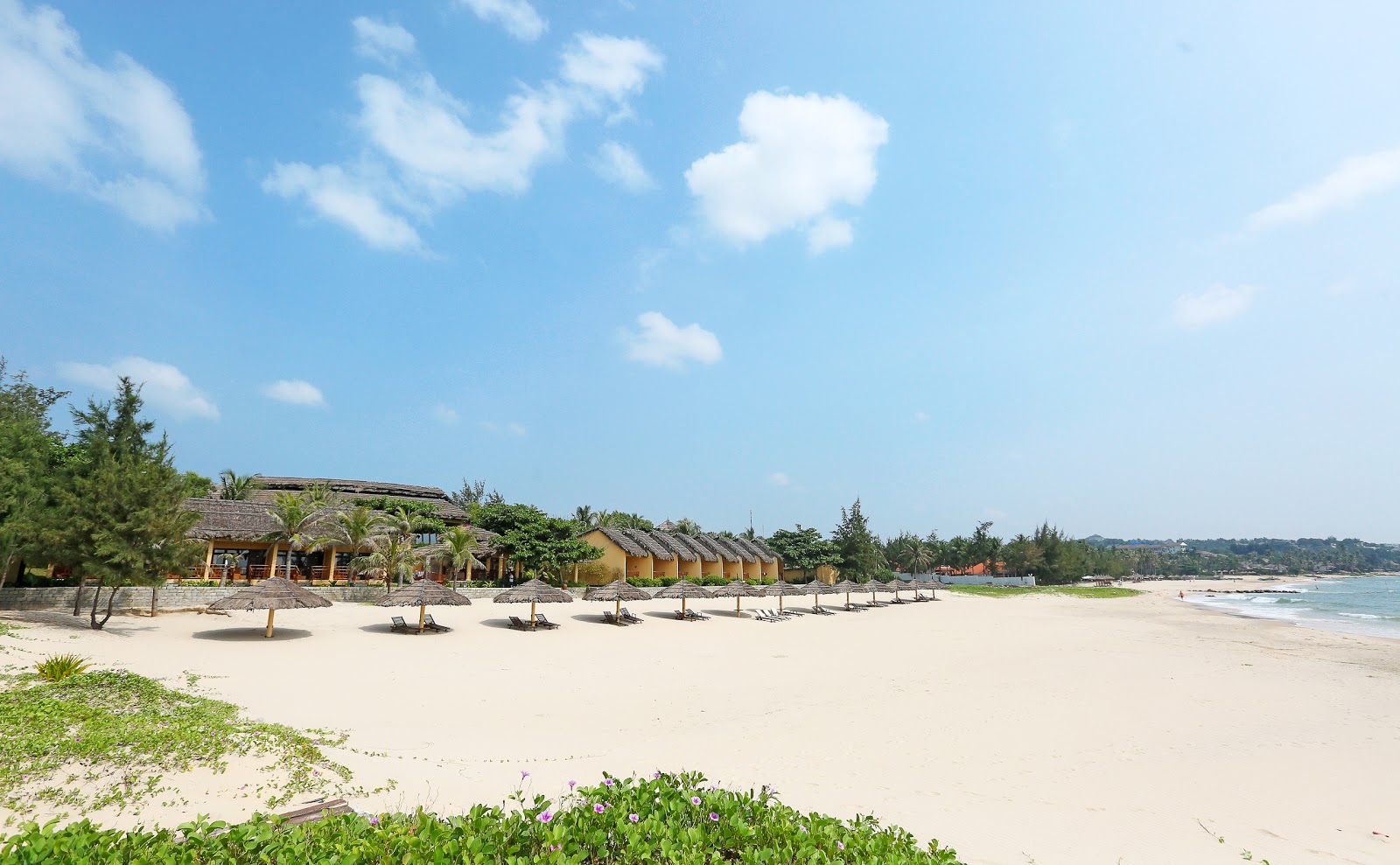 Photo de Phu Hai Beach et le règlement