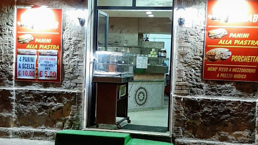 La Vecchia Napoli Pizzeria è Paninoteca Via delle Rose, 14, 80023 Caivano NA, Italia