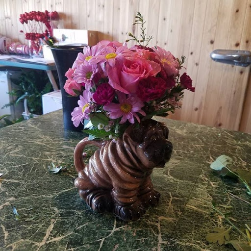 Florist «Mums the Word-A Florist», reviews and photos, 1175 N Berkeley Ave, Fullerton, CA 92832, USA