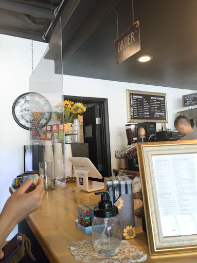 Coffee Shop «Cedar House Coffee Shop», reviews and photos, 2009 E Cedar Ave, Flagstaff, AZ 86004, USA