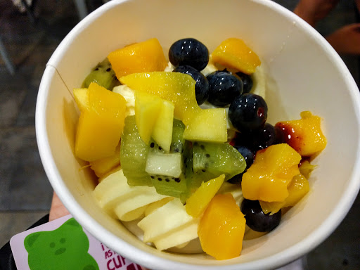 Frozen Yogurt Shop «Yogurtland Costa Mesa- Baker Street», reviews and photos, 1450 Baker St, Costa Mesa, CA 92626, USA