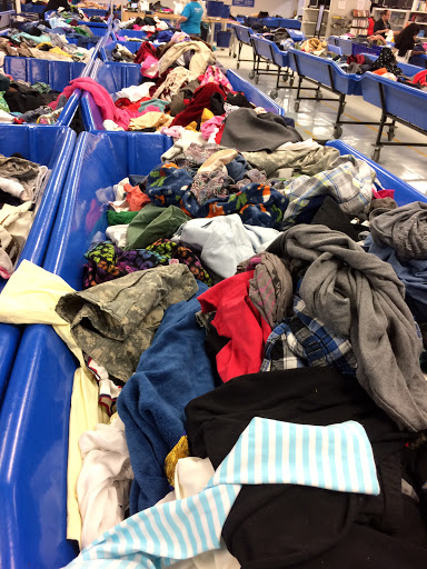 Outlet Store «Goodwill Outlet», reviews and photos