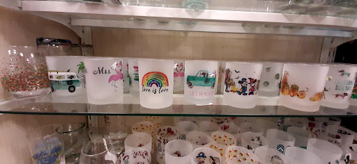 Department Store «HomeGoods», reviews and photos, 5530 Reseda Blvd, Tarzana, CA 91356, USA