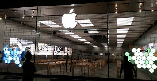 Apple Fashion Island image