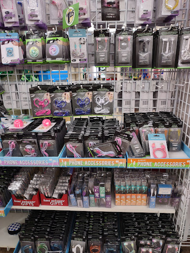Dollar Store «Dollar Tree», reviews and photos, 1451 N Rochester Rd, Rochester Hills, MI 48307, USA