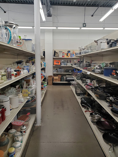 Thrift Store «St. Vincent de Paul Thrift Store and Donation Center», reviews and photos, 813 Main St, Milford, OH 45150, USA