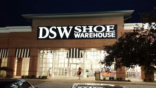 Shoe Store «DSW Designer Shoe Warehouse», reviews and photos, 8502 Eager Rd, Brentwood, MO 63144, USA
