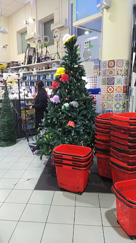Centro commerciale Six - Negozio