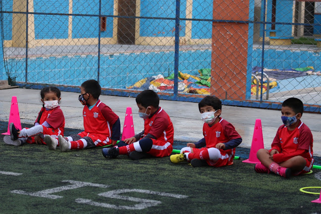 Escuela de fútbol Club Atlético Chalaco sede San Miguel - Club Deportivo en San  Miguel