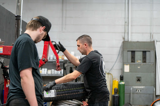 Auto Repair Shop «Fox River Tire & Auto», reviews and photos, 20 N 17th St, St Charles, IL 60174, USA