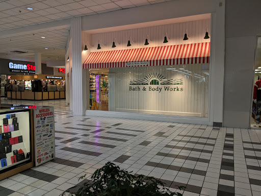 Shopping Mall «Hudson Mall», reviews and photos, 701 NJ-440, Jersey City, NJ 07304, USA