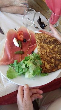 Plats et boissons du Restaurant français Le Cabanon à Usson-en-Forez - n°9