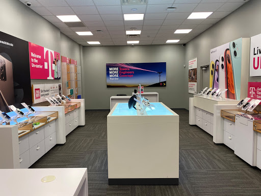 Cell Phone Store «Sprint Store», reviews and photos, 614 Hawthorn Center, Vernon Hills, IL 60061, USA