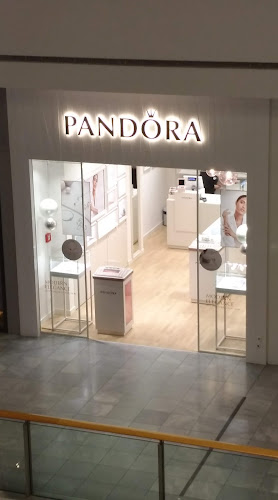 Rezensionen über PANDORA Store Zürich Glattzentrum in Zürich - Juweliergeschäft